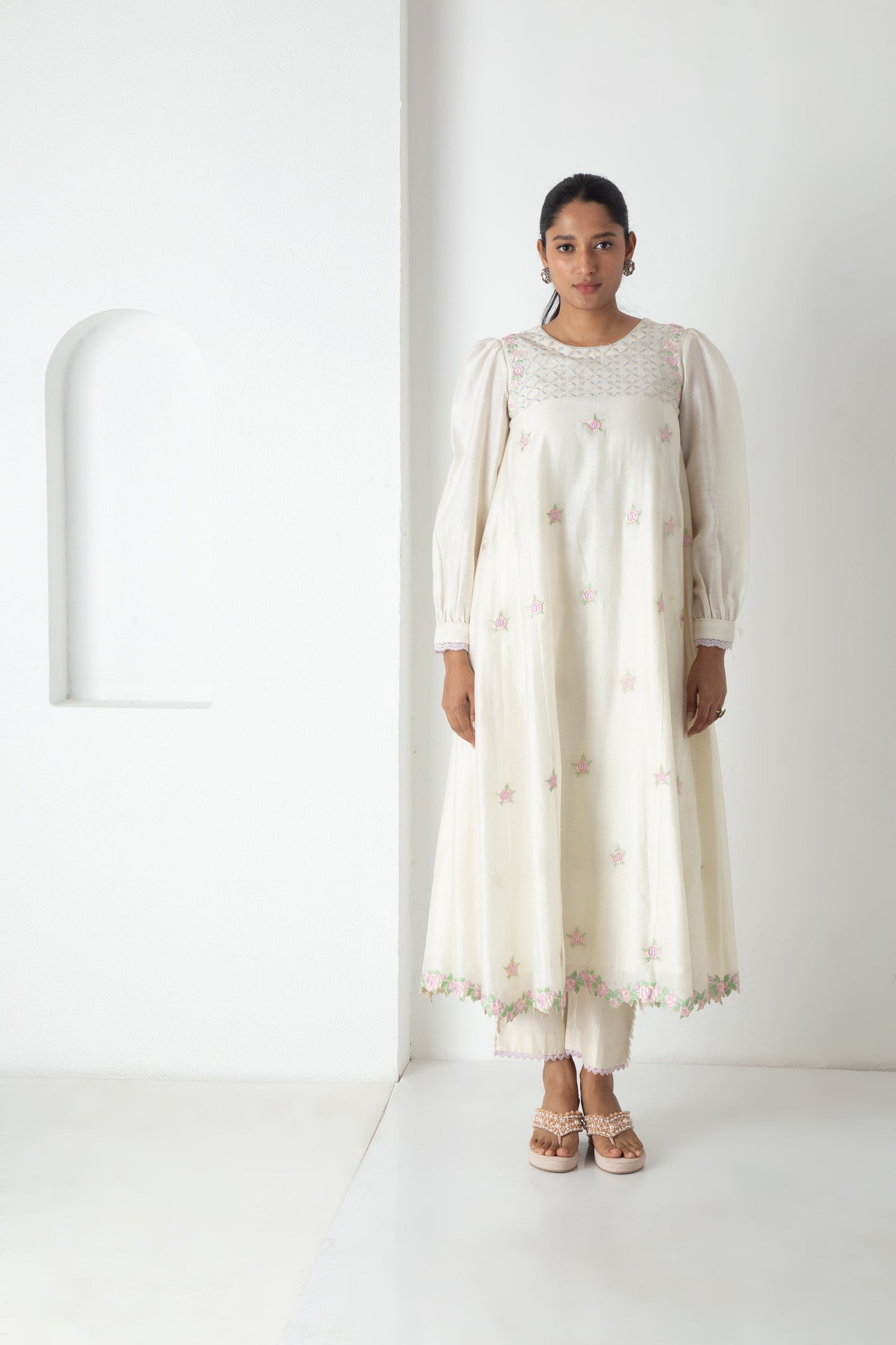Aria Kurta Ivory