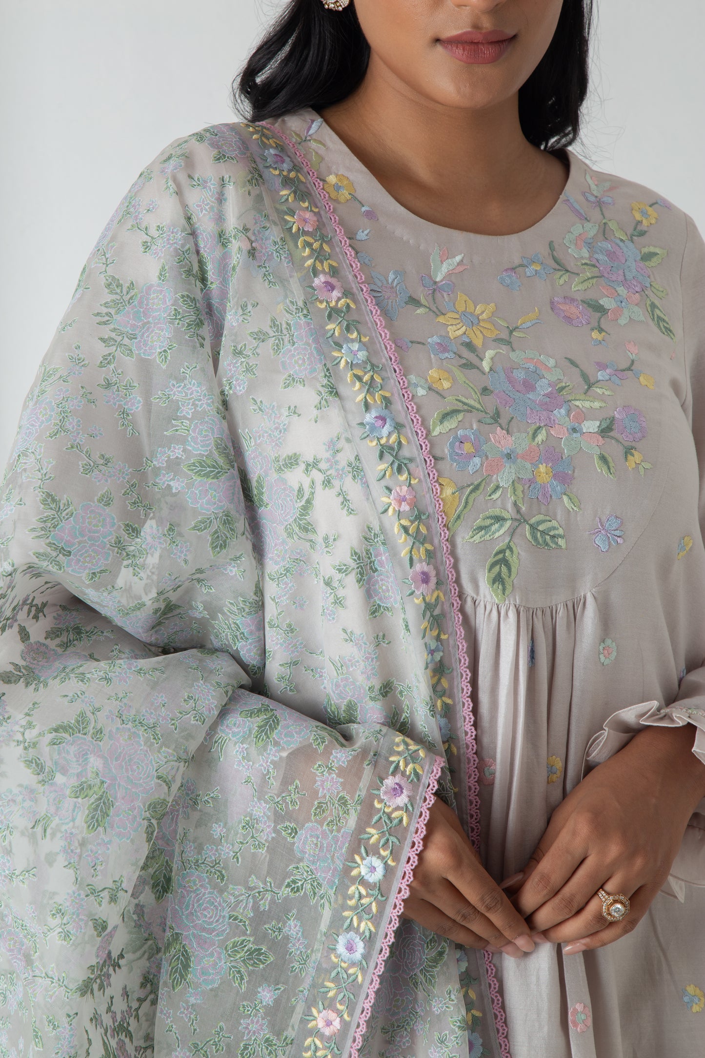 Yeva Kurta Chalk Grey