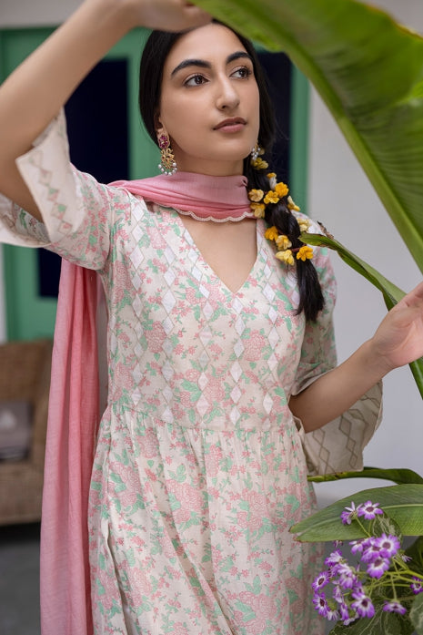 Saamya Kurta Set Off White and Pink