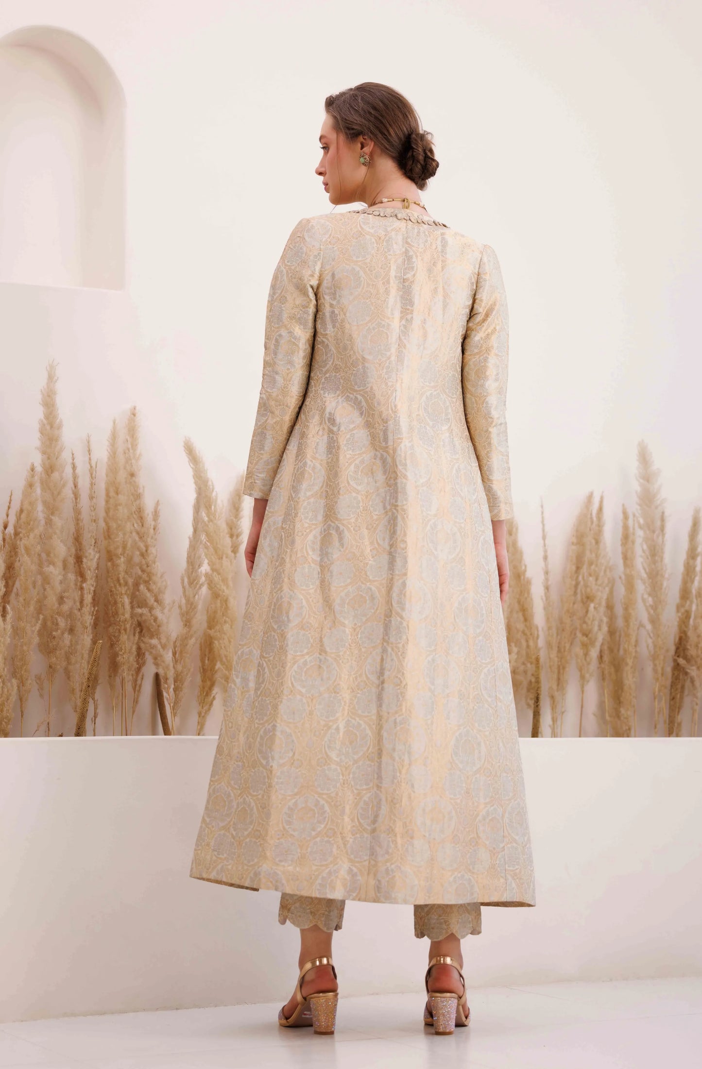 Sahista Anarkali Ivory