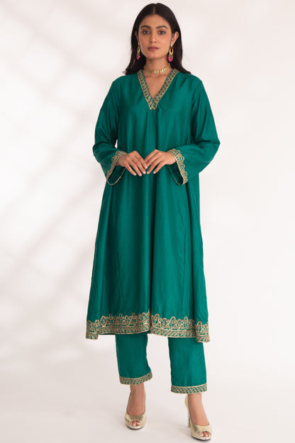 Dhriti Kurta Set Emerald Green