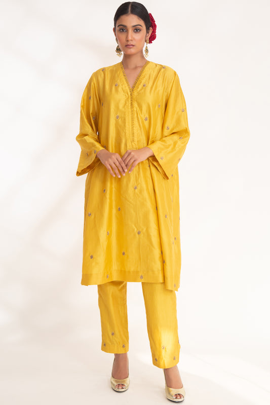 Ojal Pink Kurta Set Yellow