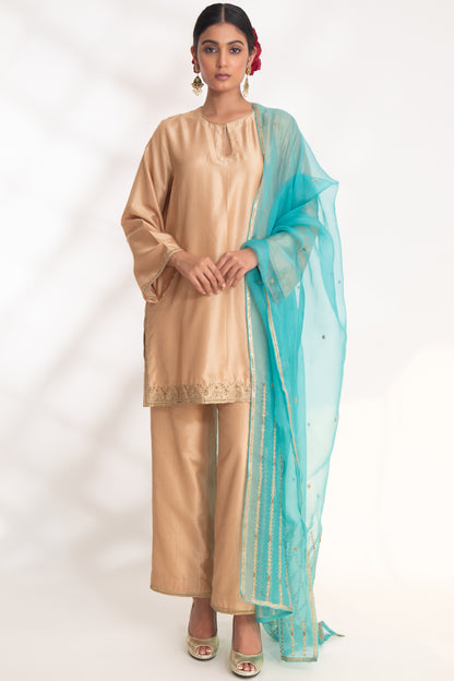 Aavya Kurta Set Beige