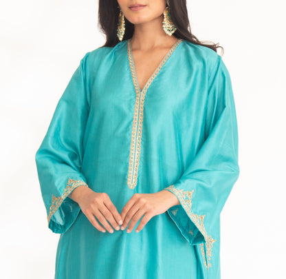 Vedya Kurta Set Firozi