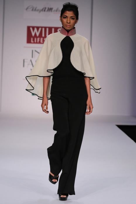 Collar Cape with Culotte Pant Off white  Black