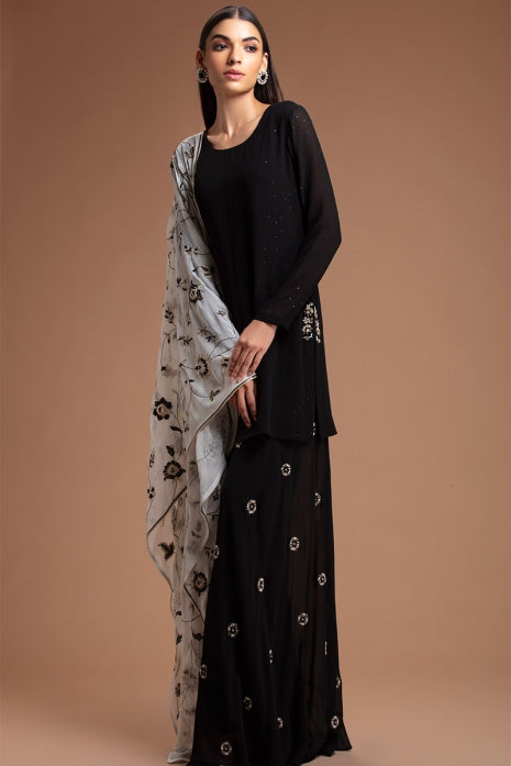 Rukh Sharara Set Off white , Black