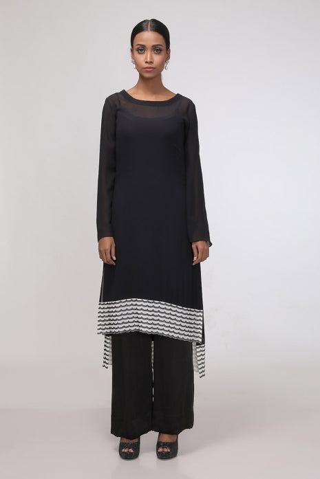 Eleanor Tunic Black and Ivory