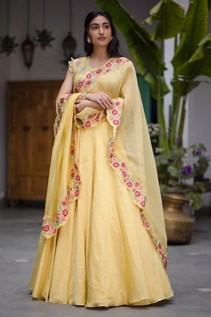 Sunheri Lehenga Set Yellow