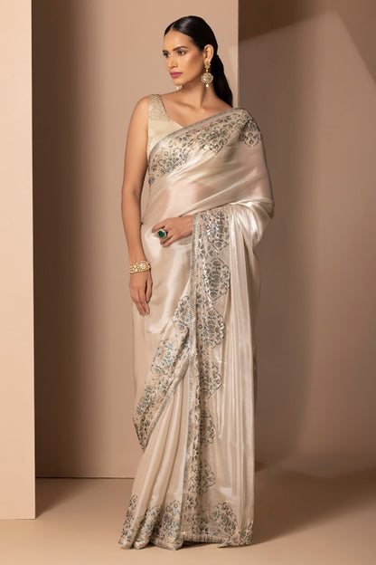 Tara Saree White