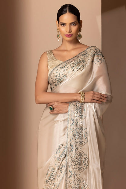 Tara Saree White